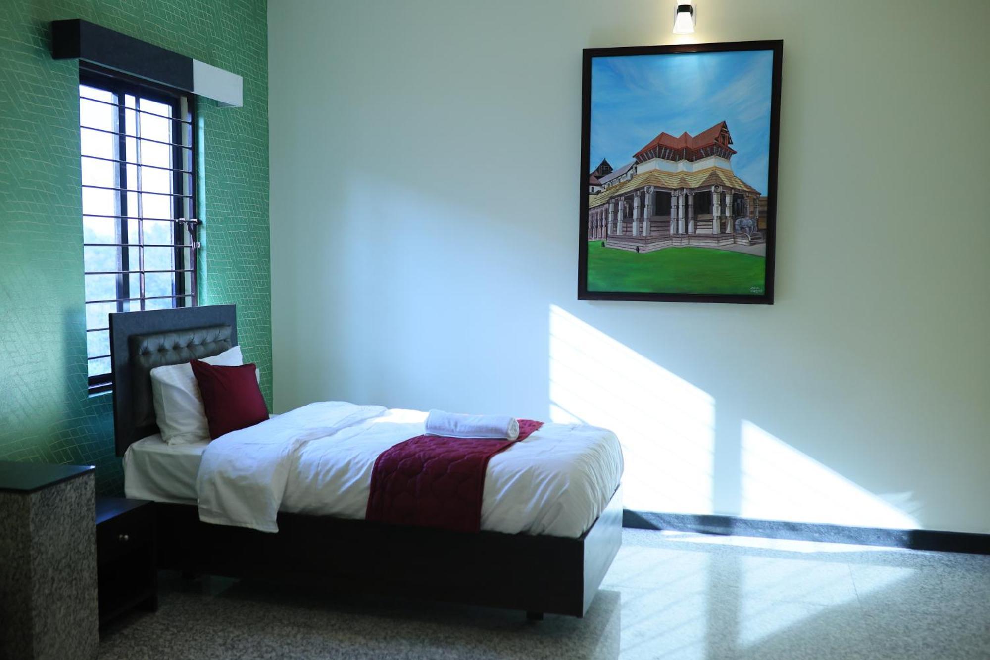 Hotel Ashlesh Manipal Zewnętrze zdjęcie