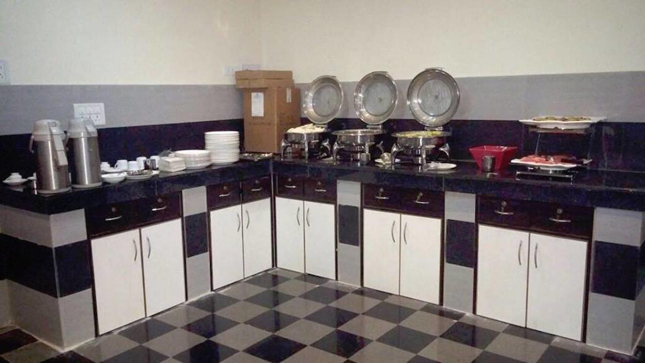 Hotel Ashlesh Manipal Zewnętrze zdjęcie